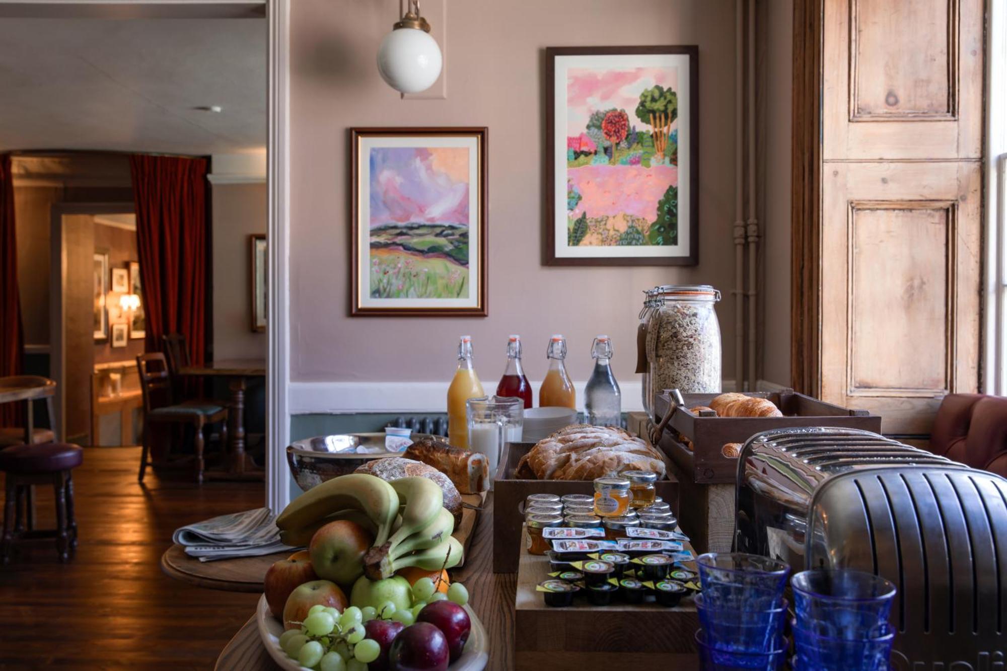 The Lamb Inn Hindon Екстер'єр фото