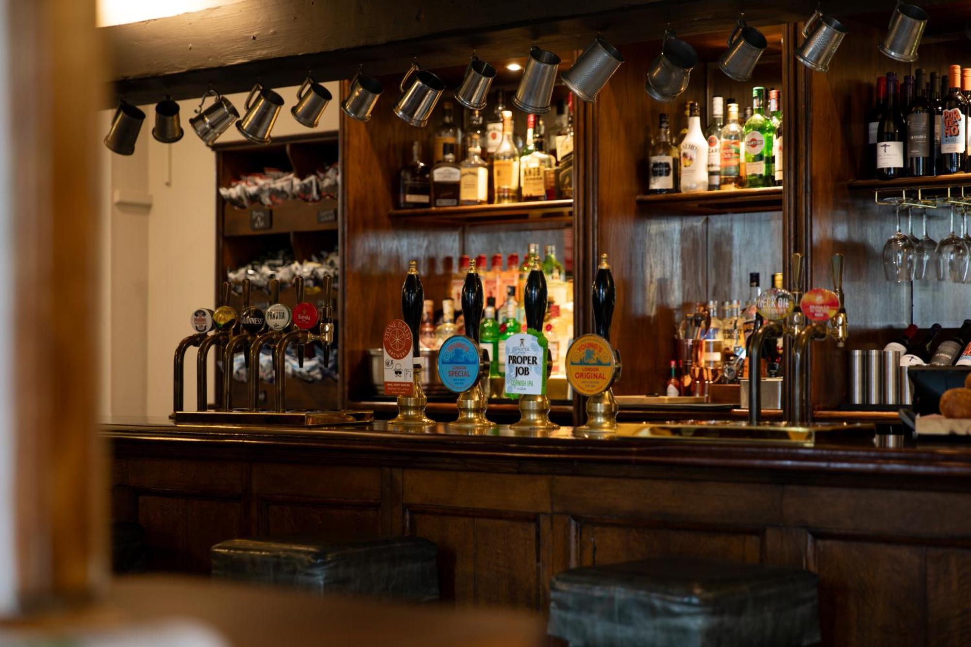 The Lamb Inn Hindon Екстер'єр фото