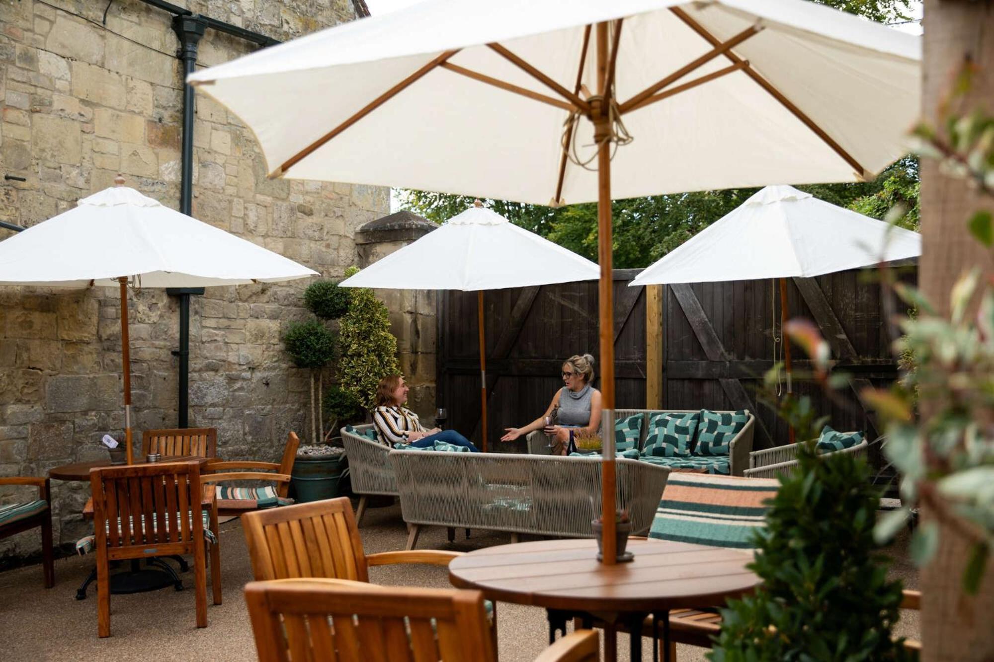 The Lamb Inn Hindon Екстер'єр фото