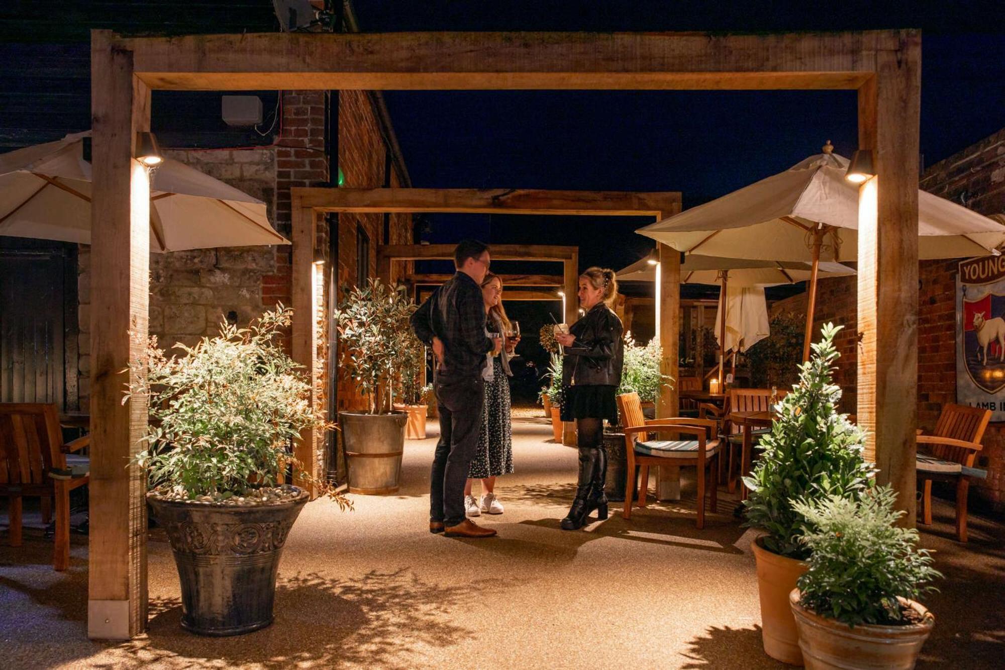 The Lamb Inn Hindon Екстер'єр фото